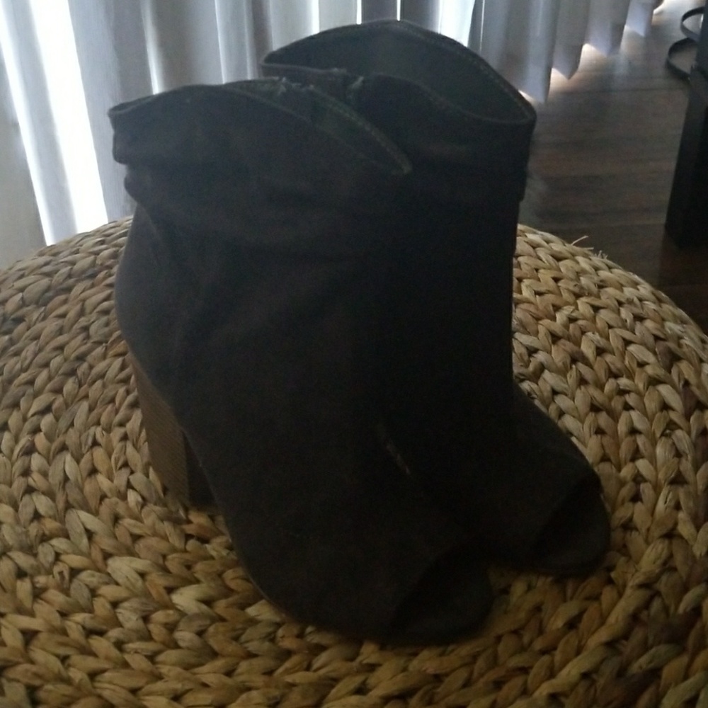 Ispark bootie